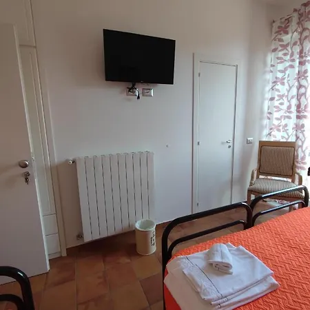 Casa Hermitage Nocleg ze śniadaniem 3*
