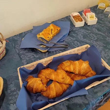 לינה וארוחת בוקר Casa Hermitage