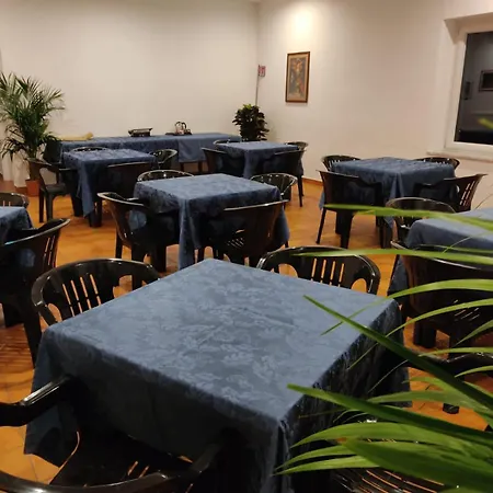 לינה וארוחת בוקר Casa Hermitage רבאלו